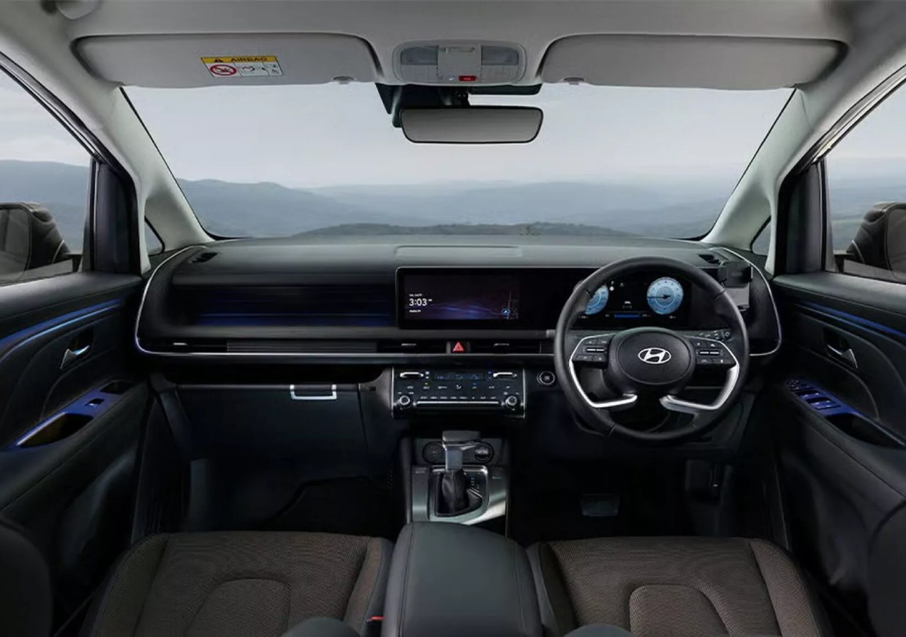 Hyundai updates its affordable minivans 