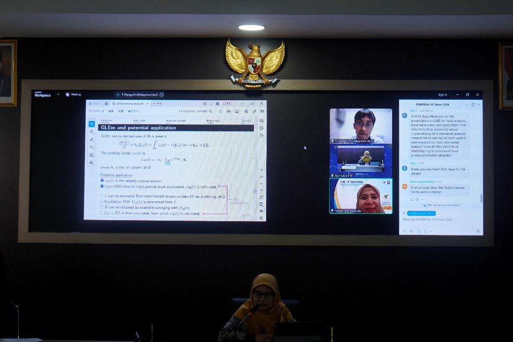 A screens on a wall

AI-generated content may be incorrect.
