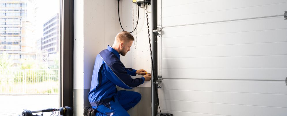garage door spring repair man