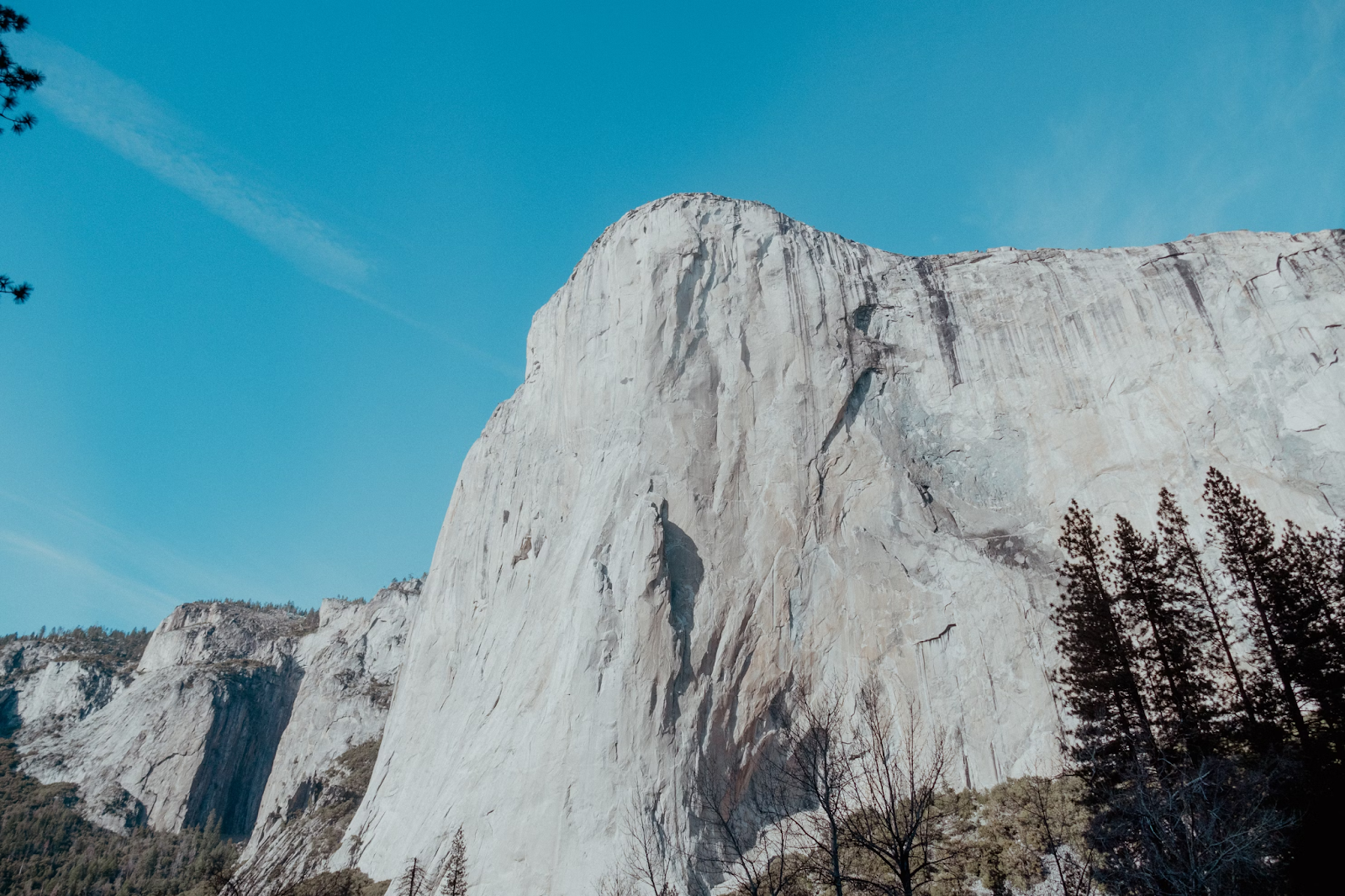 Image from the Yosemite: Capturing Nature’s Majesty Through Photography article on Abduzeedo