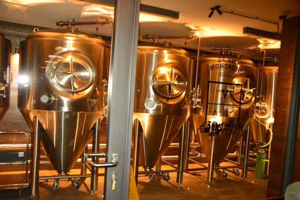 Verbier V brewery Bier tanks interior