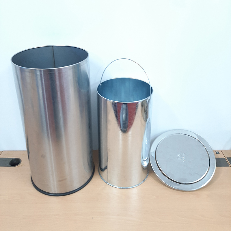 So sánh giữa các loại thùng rác tròn inox