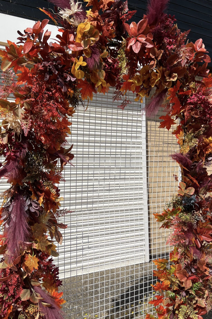 IVY CRUZ Flower Walls, Floral Arrangements | Commercial and Functions