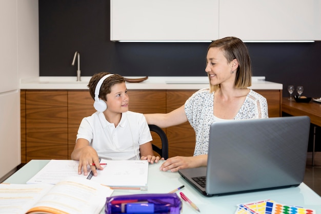 Essential Topics Covered in Parenting Courses