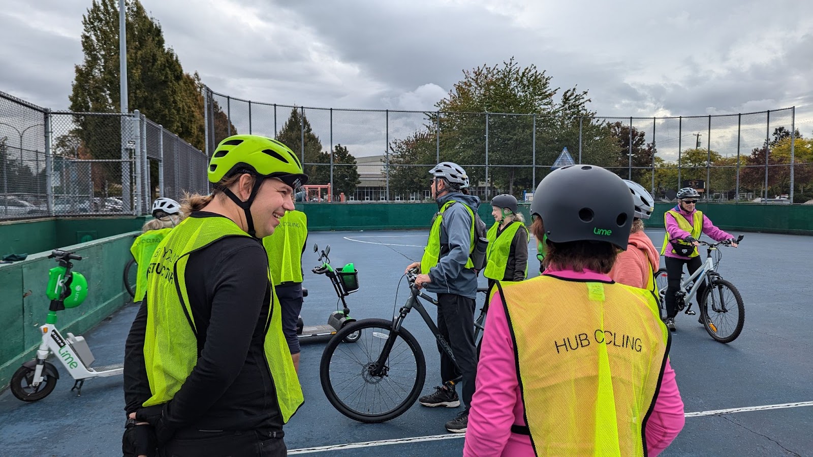 Improve your confidence with HUB Cycling group lessons. Photo via HUB Cycling.