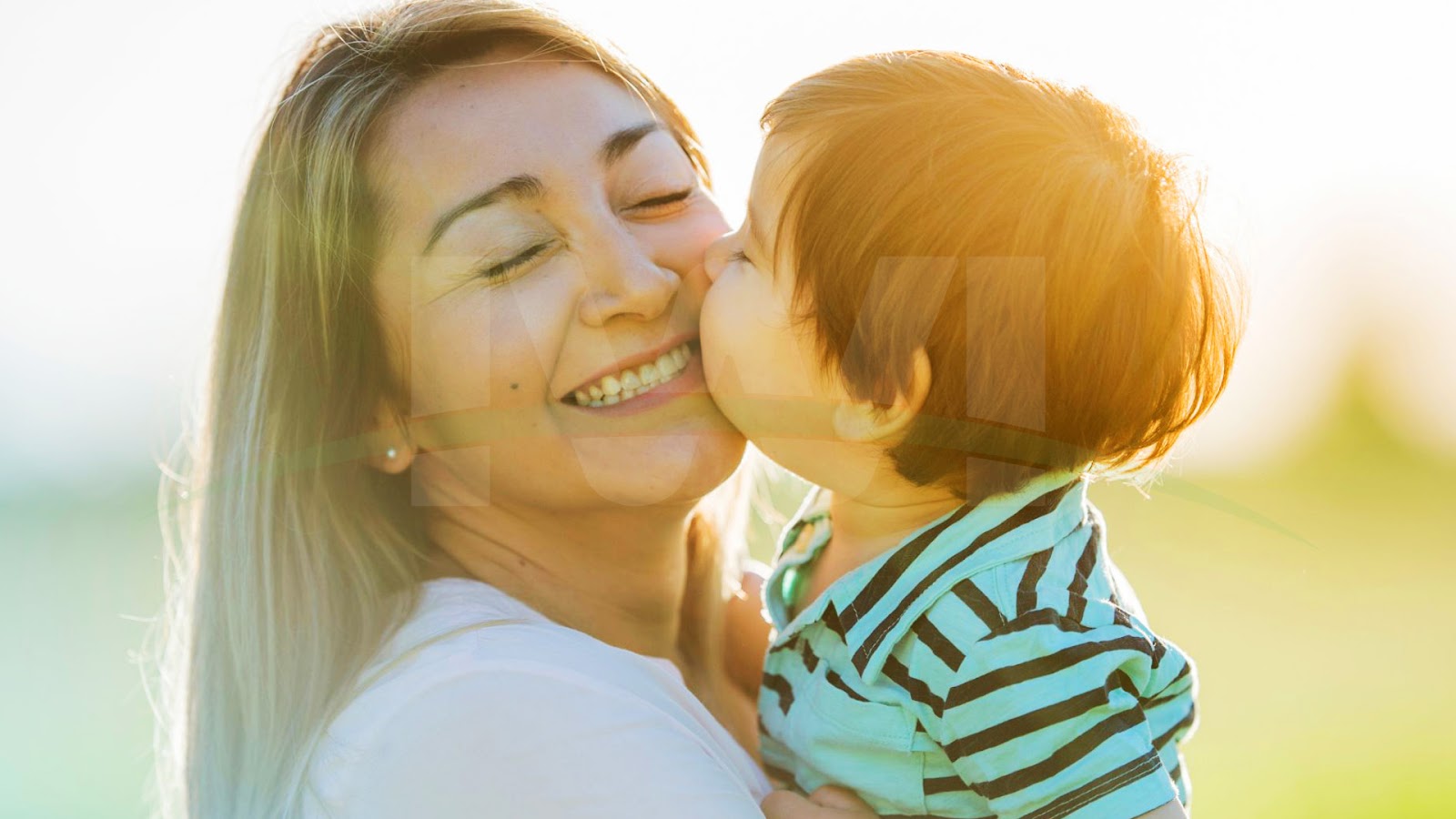 mom and son photoshoot Ideas image 14