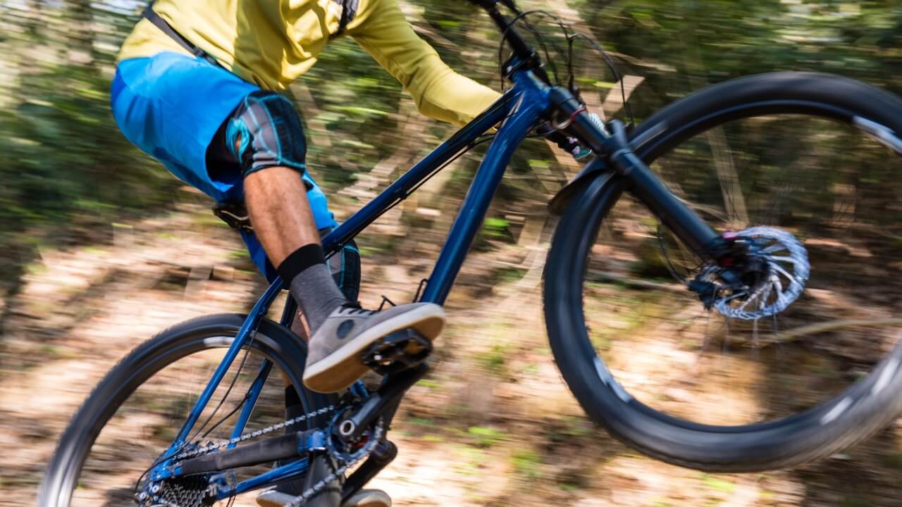 What are enduro mountain bikes