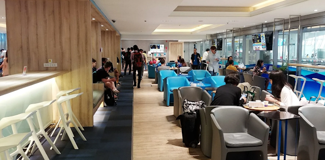 Review Lounge Bandara Terbaik di Indonesia untuk Penumpang Ekonomi