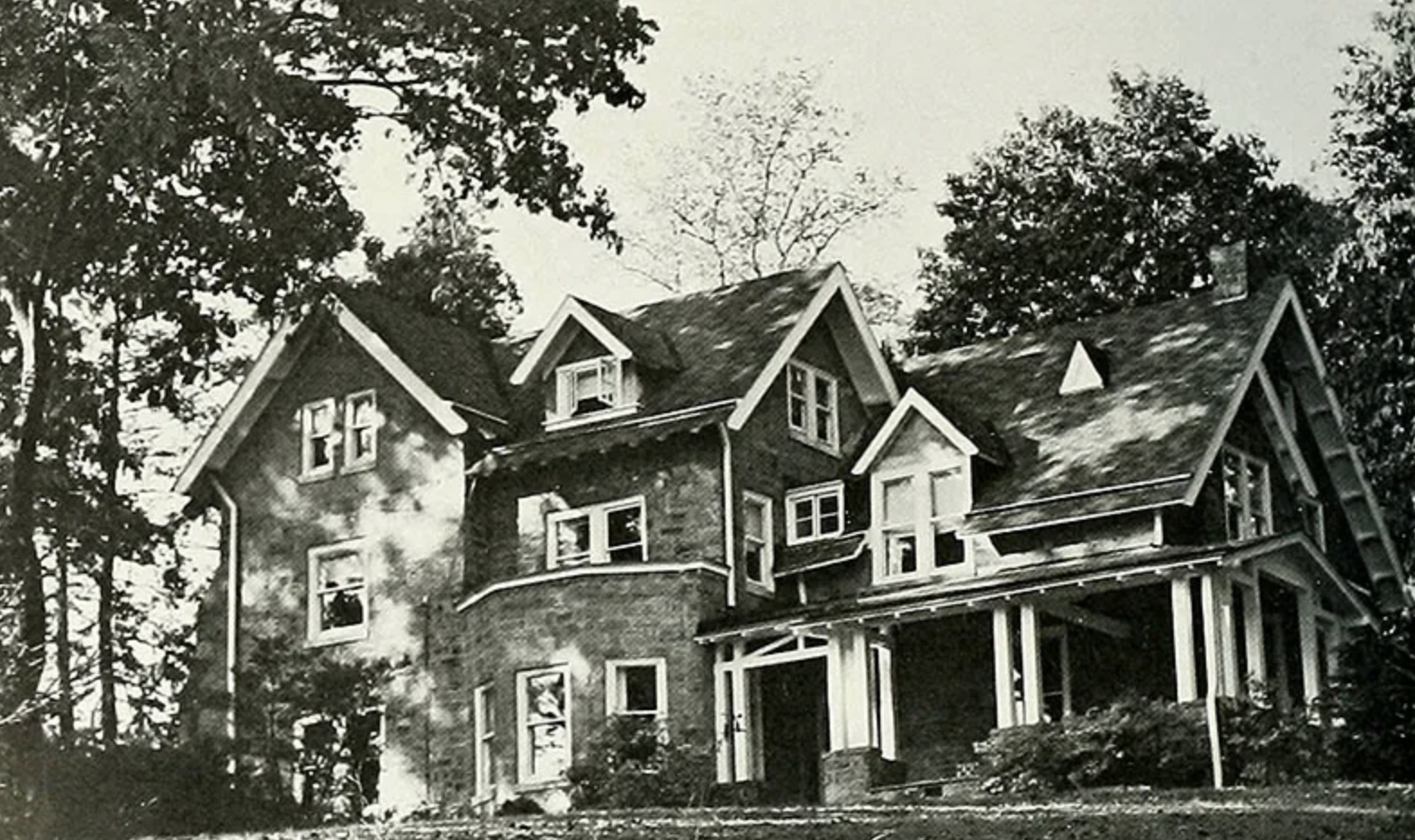 Vintage Image: The Black Cultural Center (BCC), Robinson House, in 1983