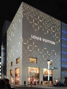 Flashy Louis Vuitton Store in Tokyo Displaying Original Pattern Cladding The new façade of Louis Vuitton Matsuya Ginza in Tokyo…   #Cladding #Displaying #flashy #Louis #original #pattern #store #TOKYO #Vuitton