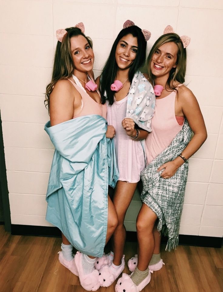 33 INSANELY CREATIVE & HOT TRIO HALLOWEEN COSTUMES