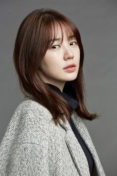 This contain an image of Yoon Eunhye