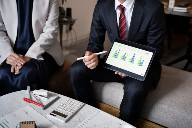 BBC Business Reports on Economic Growth