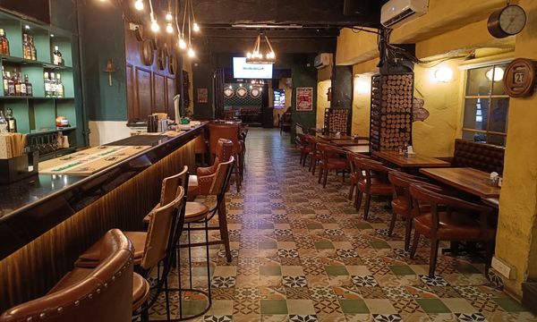 Bars in Mumbai