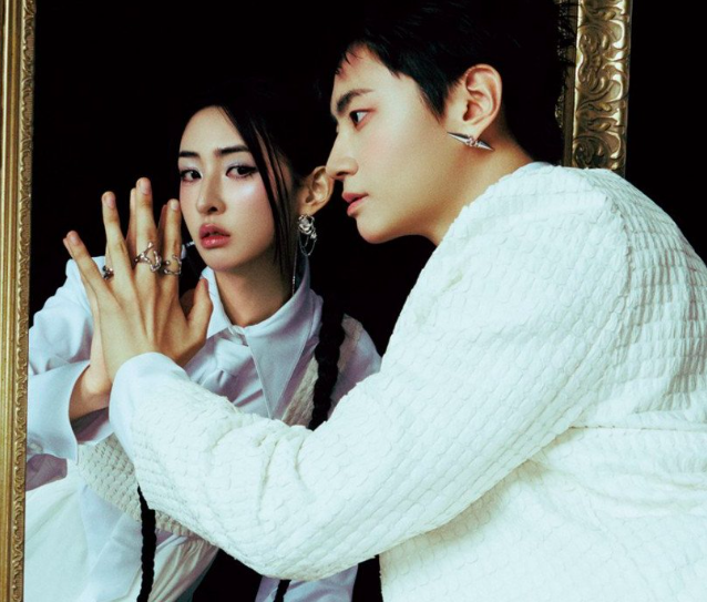 This contains an image of Lee Jin Hyuk pictorial with sister Lee Ha Yul 