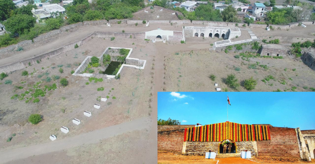 Jagtial Fort
and flag 