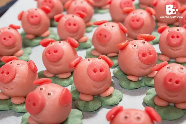 swedish christmas food marzipan pigs