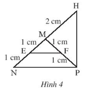 CHƯƠNG 8: TAM GIÁCBÀI 3: TAM GIÁC CÂN1. TAM GIÁC CÂNBài 1: Gấp đôi một tờ giấy hình chữ nhật ABCD theo đường gấp MS. Cắt hình gấp được theo đường chéo AS rồi trải phẳng hình cắt được ra ta có tam giác SAB (Hình 1). Em hãy so sánh hai cạnh SA và SB của tam giác này.Đáp án chuẩn:SA = SB.Thực hành 1: Tìm các tam giác cân trong Hình 4. Kể tên các cạnh bên, cạnh đáy, góc ở đỉnh, góc ở đáy của mỗi tam giác cân đó.Đáp án chuẩn:Tam giác cânCạnh bênCạnh đáyGóc ở đỉnhGóc ở đáyΔMHPMP = MHHPHMPMPH,MHP.ΔMEFME = MFEFEMFMEF, MFE.ΔMNPMN = MPNPNMPMNP, MPN..2. TÍNH CHẤT CỦA TAM GIÁC CÂNBài 2: Cho tam giác cân ABC cân tại A (Hình 5). Gọi M là trung điểm cạnh BC. Nối A với M. Em hãy làm theo gợi ý sau để chứng minh ABC=ACBXét ΔAMB và ΔAMC có:AB = ? (?)MB = MC (?)AM là cạnh ?Vậy ΔAMB=ΔAMC (c.c.c).Suy ra ABC=ACB Đáp án chuẩn:ΔAMB=ΔAMC (c.c.c).ABC=ACB.Thực hành 2:  Tìm số đo các góc chưa biết của mỗi tam giác trong Hình 7.Đáp án chuẩn:P=700; M=400; F=H=550Vận dụng 1: Trong hình mái nhà ở Hình 8, tính góc B và góc C, biết  A = 110°Đáp án chuẩn: B = C = 350Bài 3: Cho tam giác ABC có  A   =  C. Vẽ đường thẳng đi qua điểm B, vuông góc với AC và cắt AC tại H (Hình 9). Em hãy làm theo gợi ý sau để chứng minh BA = BC.Đáp án chuẩn:Xét  và  cùng vuông tại H, ta có:BH là cạnh góc vuông ; ABH=CBH Vậy . Suy ra BA = BC.Thực hành 3: Tìm các tam giác cân trong Hình 11 và đánh dấu các cạnh bằng nhau.Đáp án chuẩn: cân tại A,  cân tại NVận dụng 2: Cho tam giác ABC cân tại A có góc B bằng 60o. Chứng minh rằng tam giác ABC đều.Đáp án chuẩn:+) BAC=BCA=60o. ΔABC cân tại B BA = BC.Theo chứng minh trên: AB = AC = BC  ΔABC tam giác đều (đpcm).BÀI TẬP