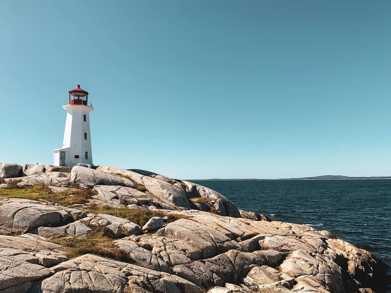 Portland’s famous lighthouses, where history and natural beauty come together on Maine’s rugged coastline.