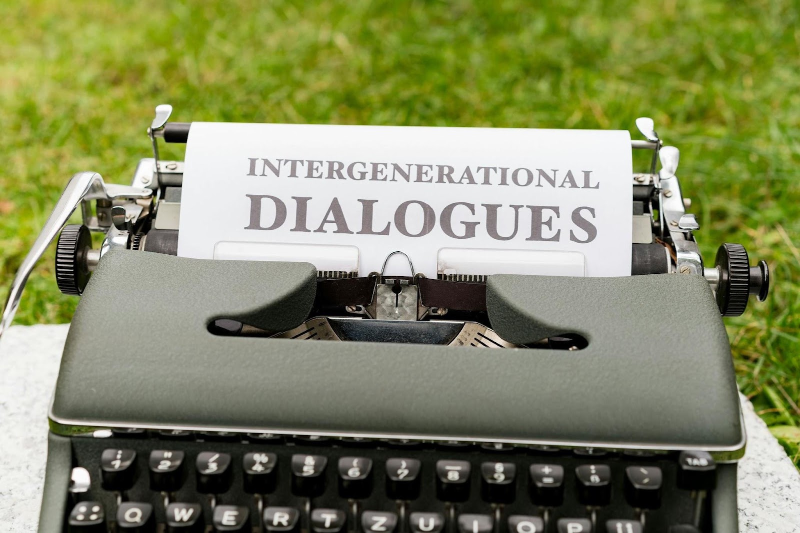 How News Houses Integrate Community Spaces