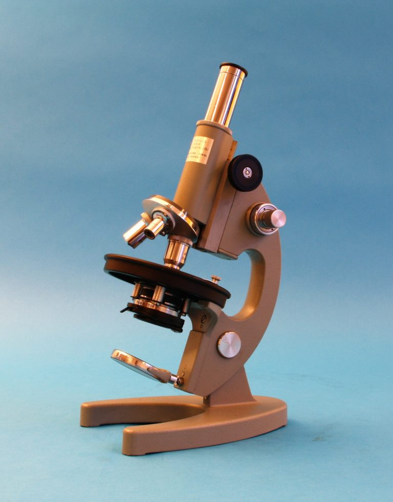  Microscope