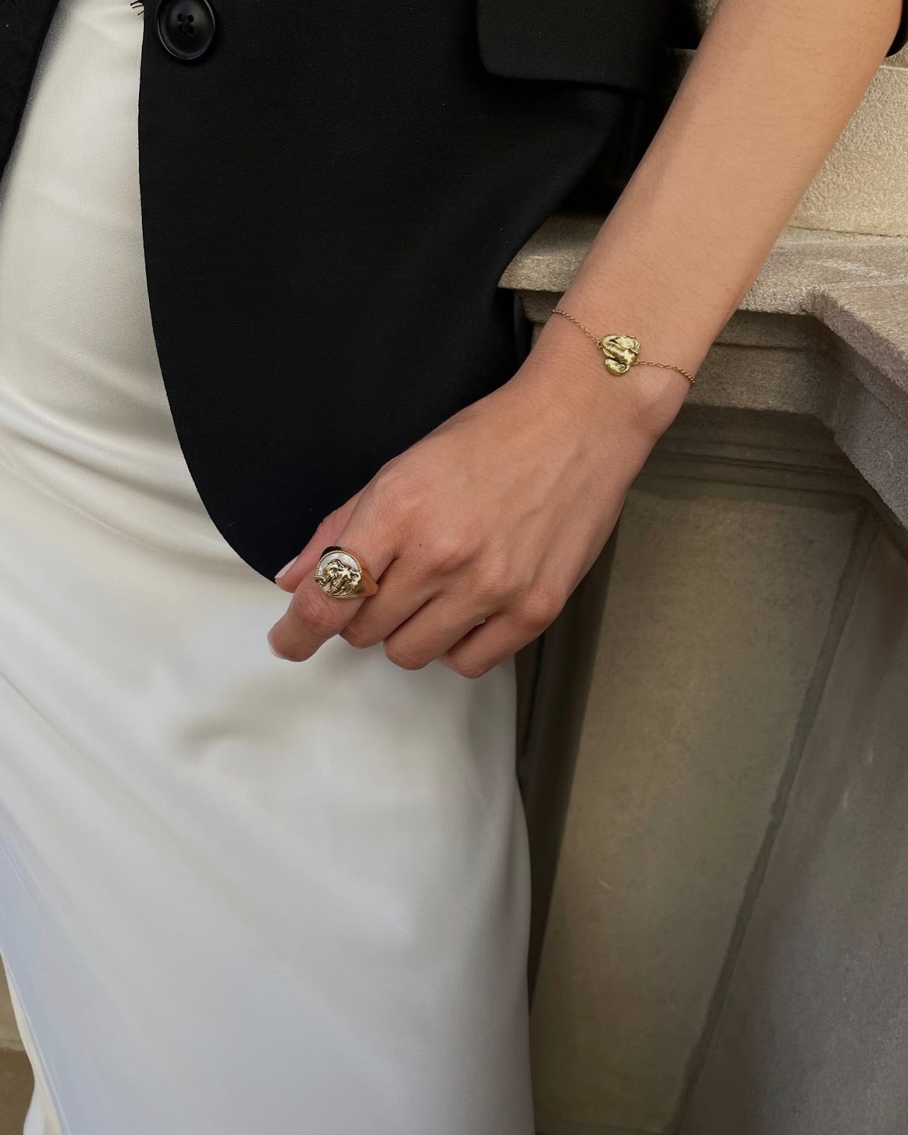model wearing ÉMILLIE ANNE elephant jewelry