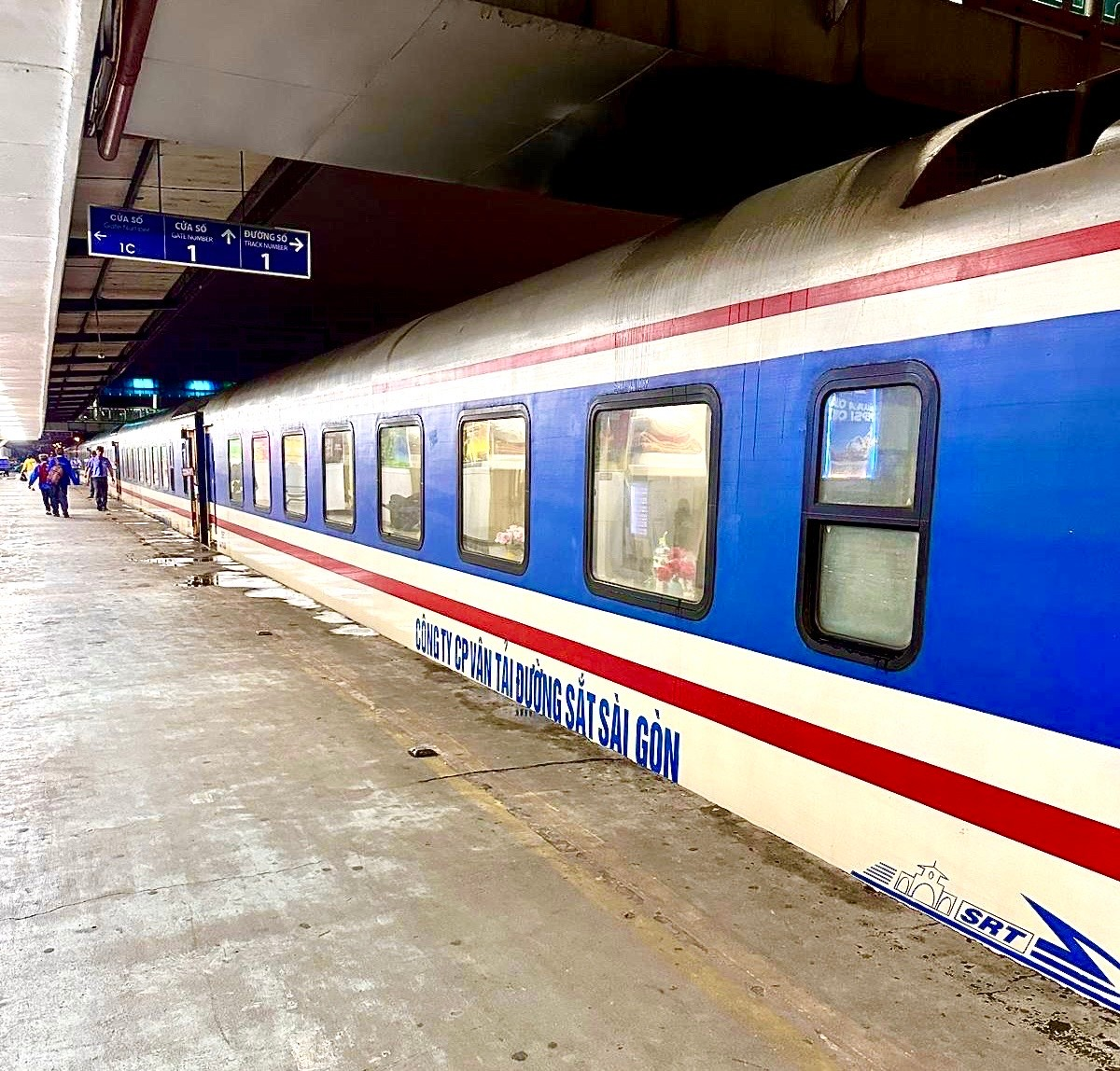 Vietnam overnight train