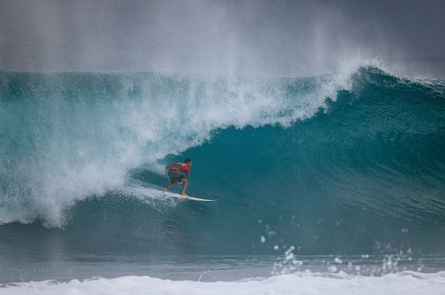 Ítalo Ferreira conquistou a maior somatória do dia entre os brasileiros (Foto: Tony Heff/World Surf League)