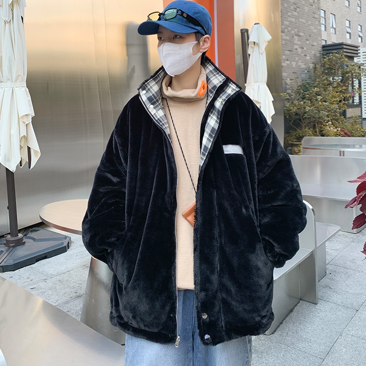 korean mens fashion: Effortless Streetwear: Faux Fur, Plaid Details, and a Turtleneck Bas