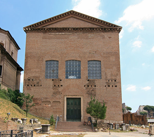 Public Buildings in Ancient Roma: Curia Julia