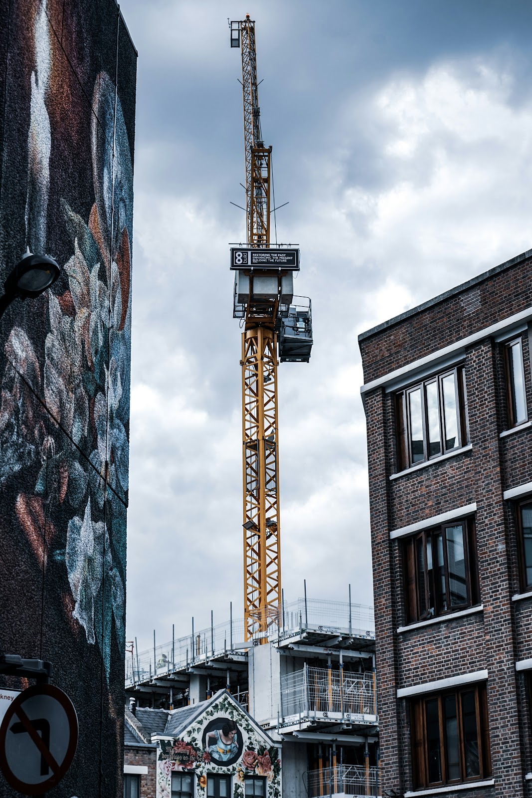 Scaffolding setup using Kwikstage system
