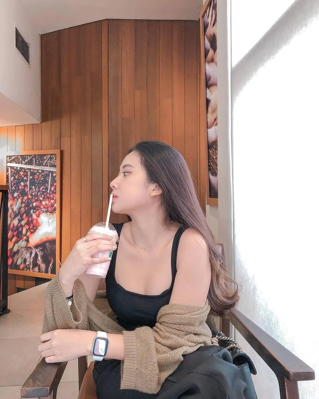 Gadis Hot yang Membuat Dunia Lebih Panas, gadis hot, dunia panas, cewek menggoda