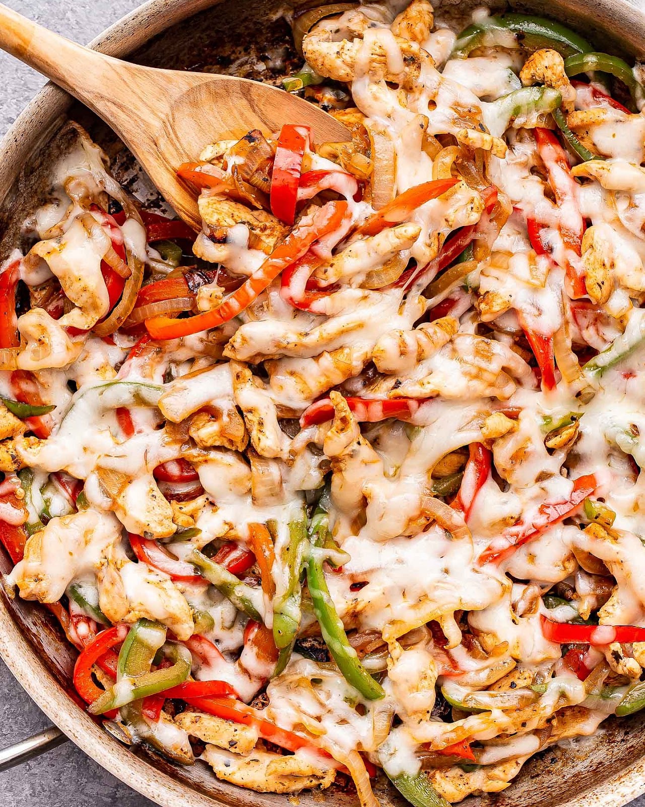 chicken cheesesteak skillet