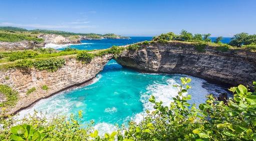 Broken Beach / Nusa Penida / Bali // World Beach Guide