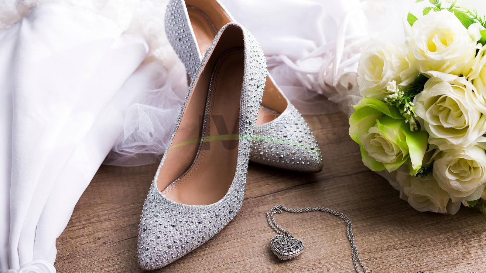 low heel wedding shoes images 3