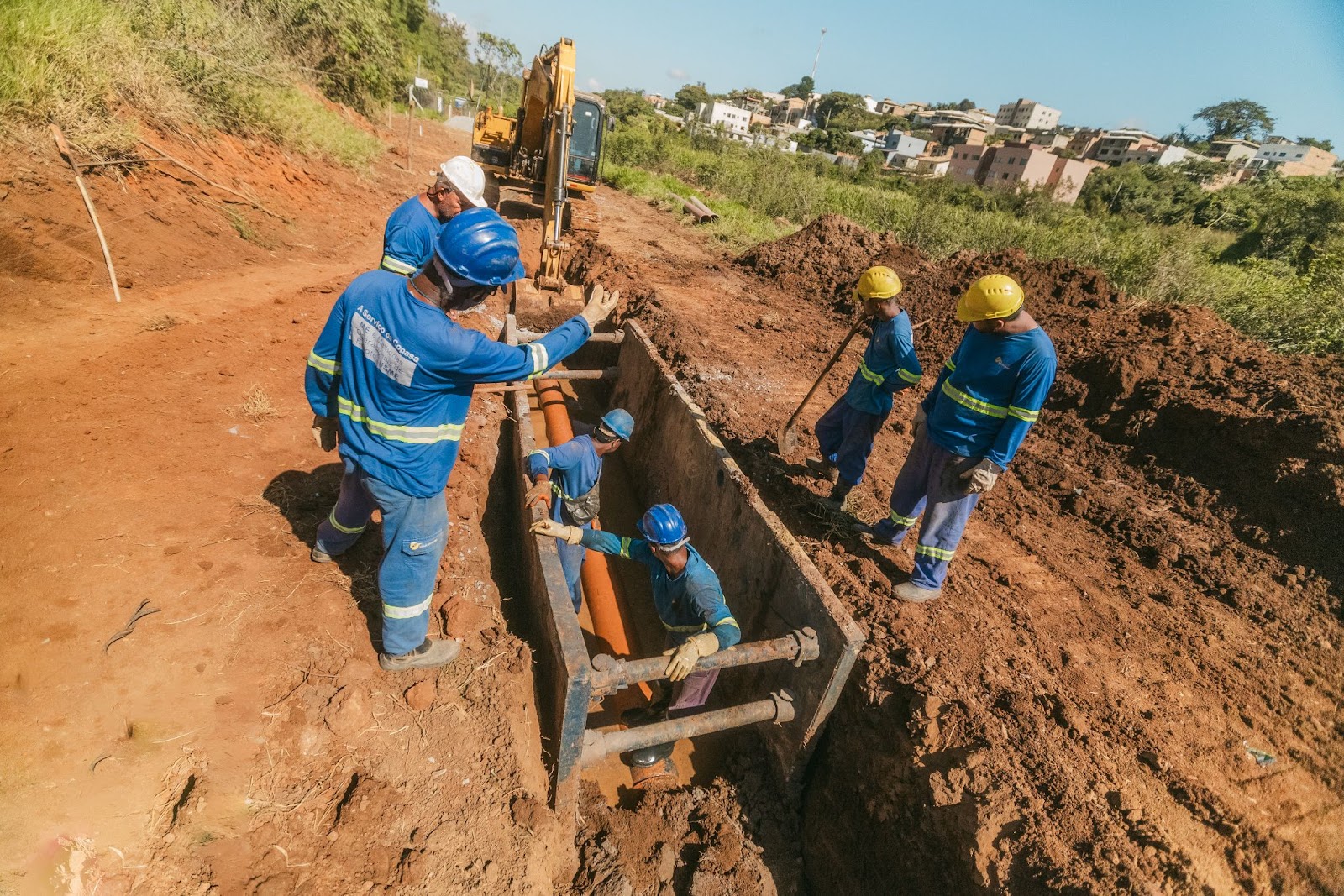 Grupo Life | Com nossas soluções, não há necessidade de desforma, uma vez que a forma fica incorporada à estrutura mesmo depois da concretagem.