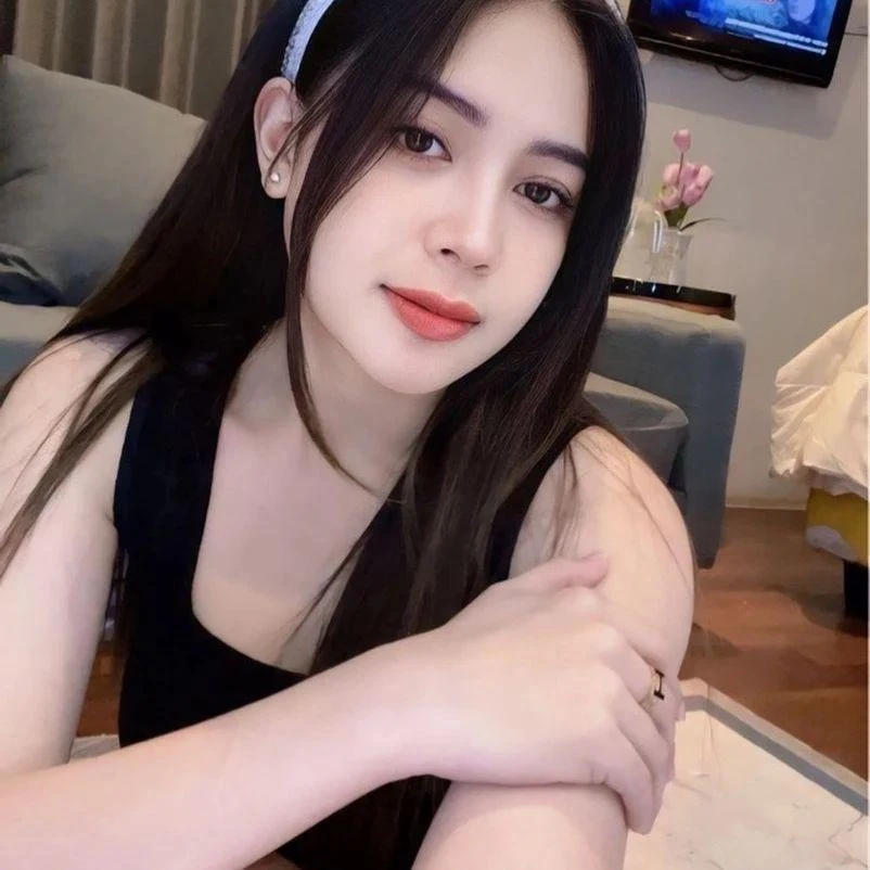 Cewek Cantik dengan Pesona Natural yang Membius, cewek cantik, pesona natural, gadis memikat