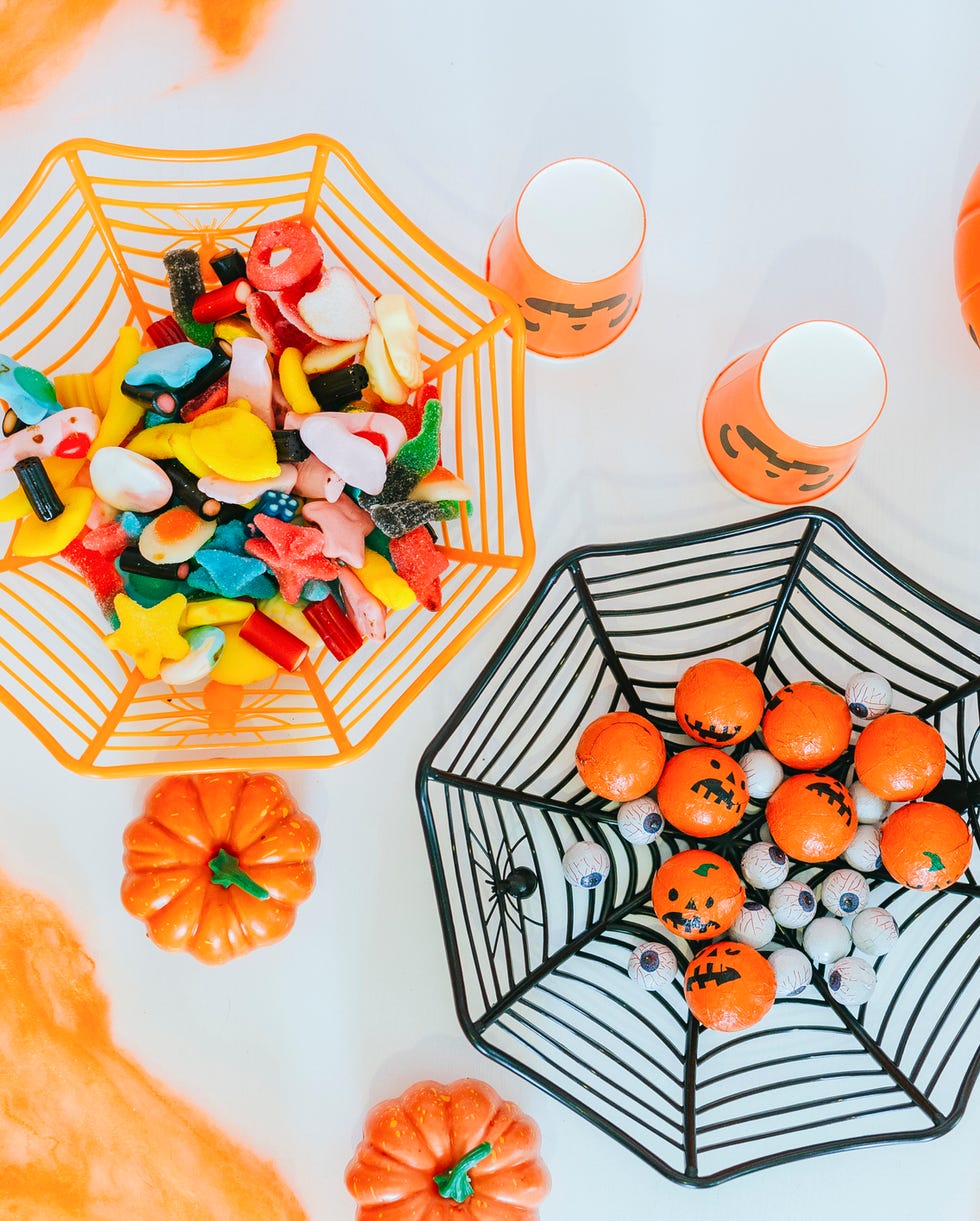 halloween table decor