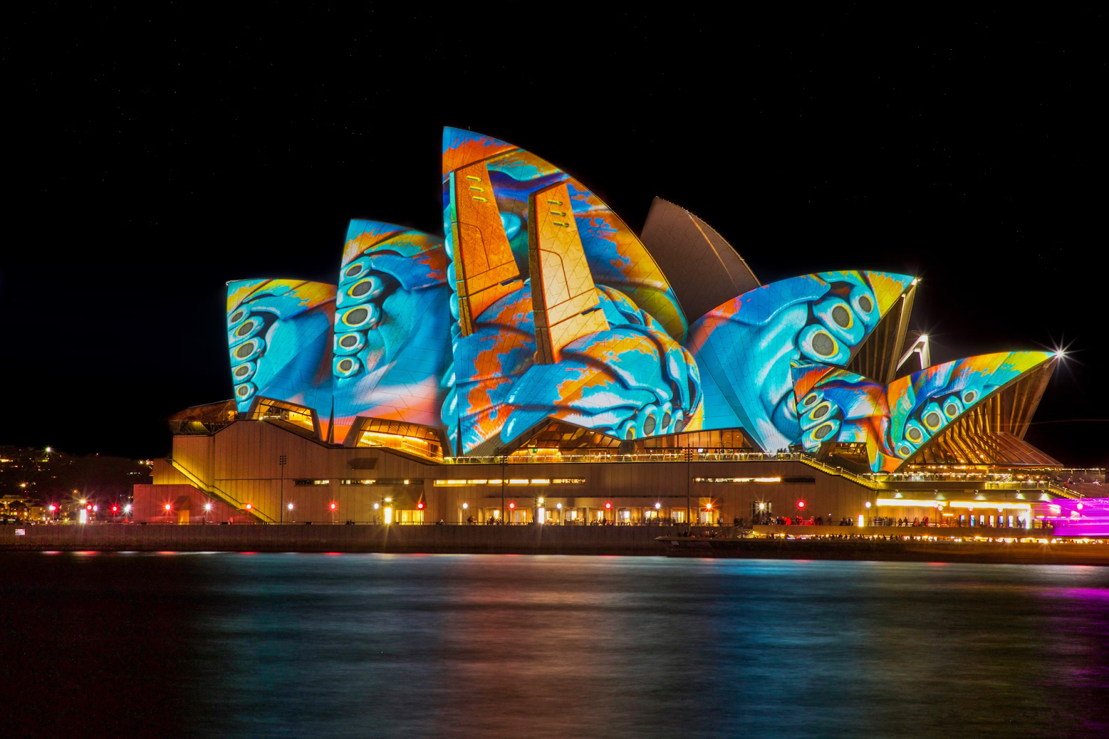 An image of Australia's opera house