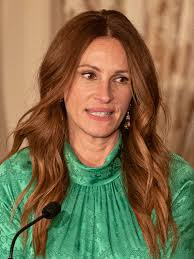 Julia Roberts, Famous Hollywood Actresses
