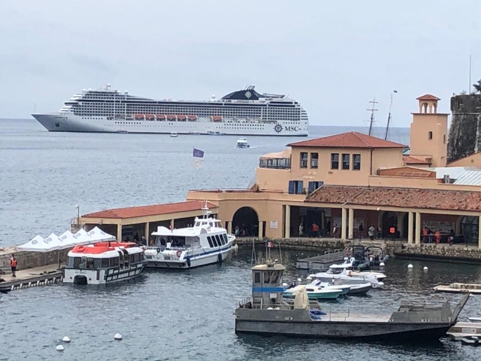 A cruise ship in the water

Description automatically generated