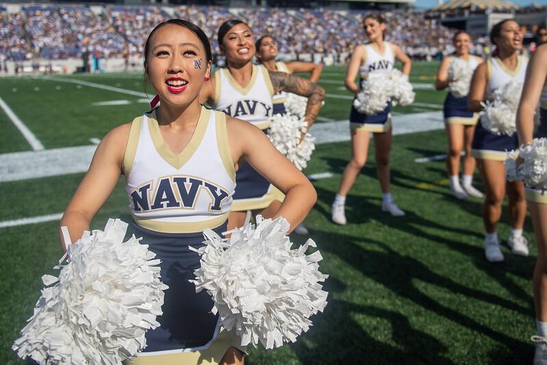 football cheerleaders