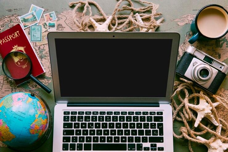 10 DIY Projects to Keep You Busy While Traveling Solo