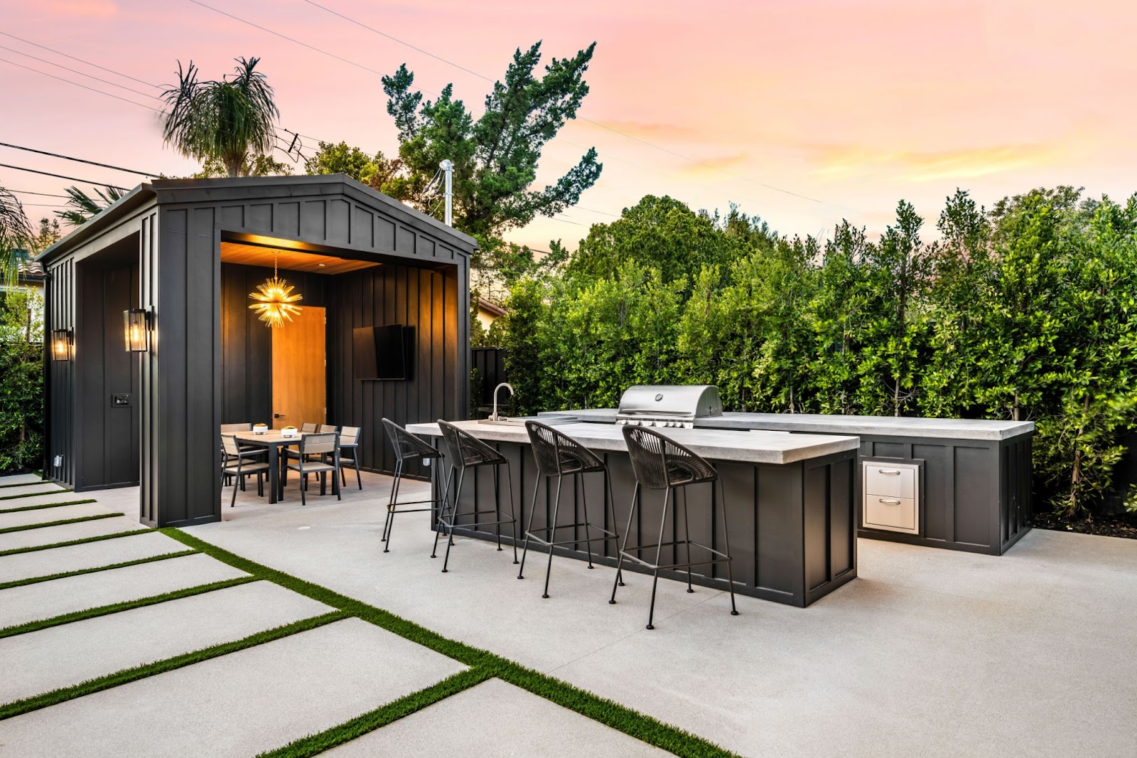 How Much Does An Outdoor Kitchen Add To Home Value