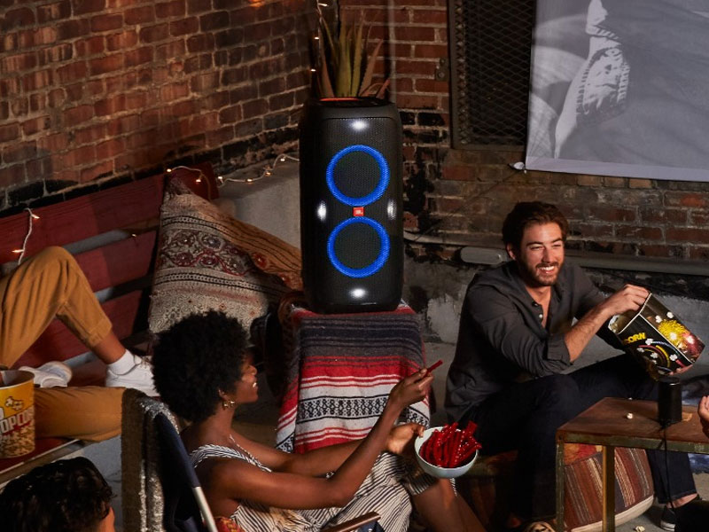 loa-karaoke-di-dong-JBL