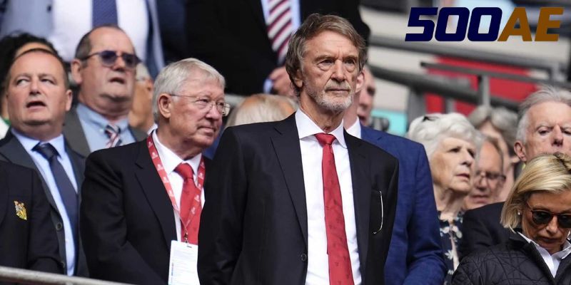 Sir Jim Ratcliffe gây tranh cãi vì “phế bỏ” tầm ảnh hưởng của Sir Alex Ferguson