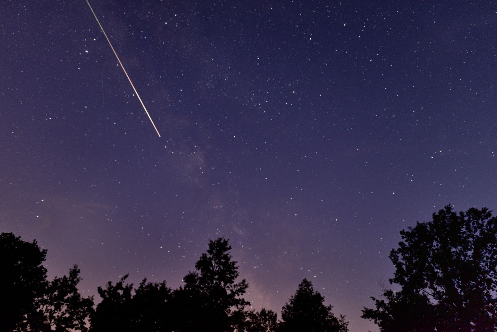 From Fireworks to Meteors Witness the Spectacular Perseids Meteor