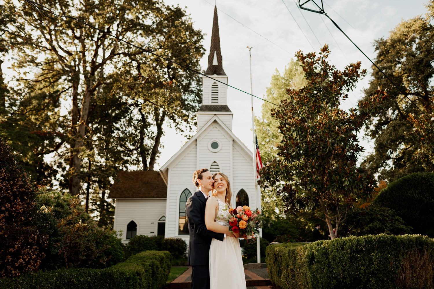 Portland Oregon couple elopes