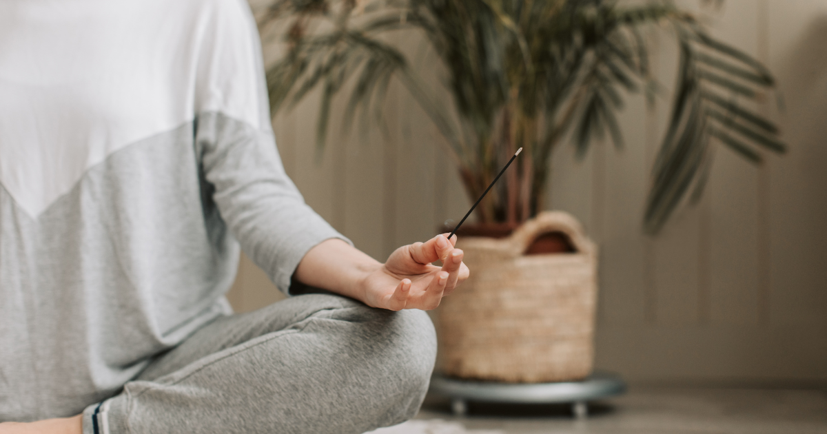 Salah satu cara mencegah attention span yakni melakukan meditasi.