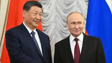 "Tomamos el sendero correcto": Putin y Xi Jinping se reúnen en el marco de la cumbre de los BRICS